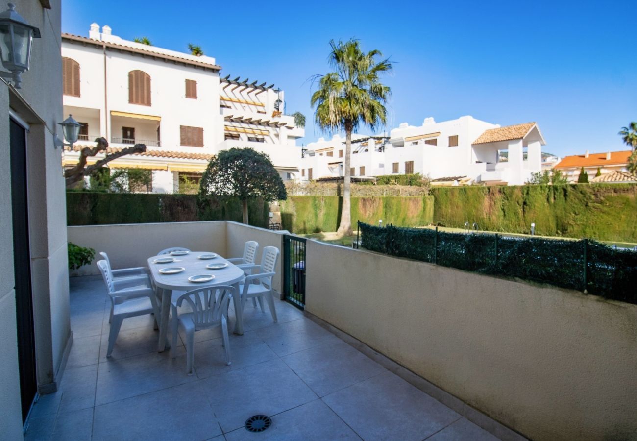 Apartamento en Alcoceber / Alcossebre - Bajo frente a la piscina - Playa Cargador