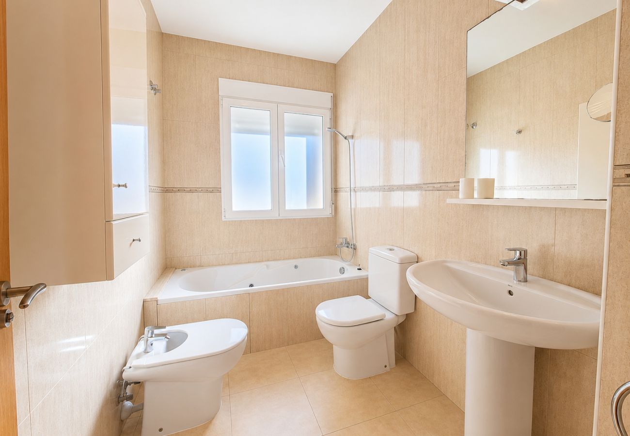 Villa en Alcoceber / Alcossebre - Villa con piscina en la playa Cargador