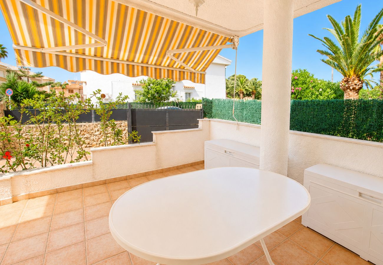 Casa en Alcoceber / Alcossebre - Villa Tres Playas | Gran patio privado · Piscina ·