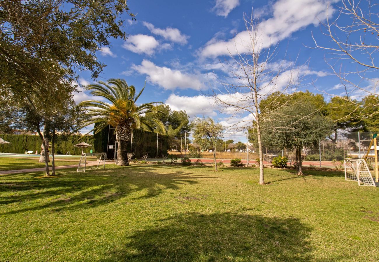 Casa en Alcoceber / Alcossebre - Villa Tres Playas | Gran patio privado · Piscina ·