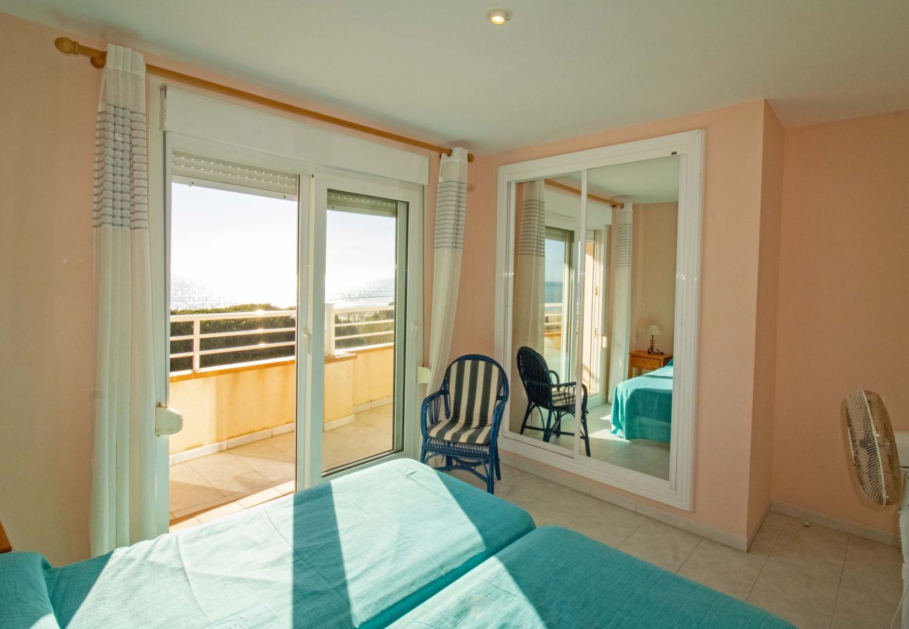 Ferienwohnung in Alcoceber - Apartamento frontal al mar CALA MONTERO ALCOSSEBRE