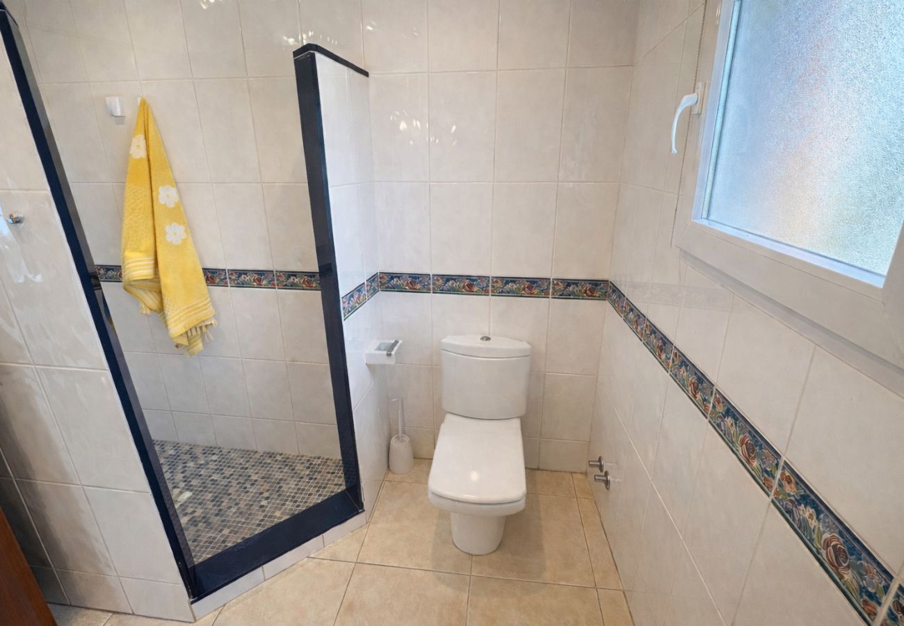 Villa in Alcoceber - Villa con Piscina Privada y 2.000m² de Jardín