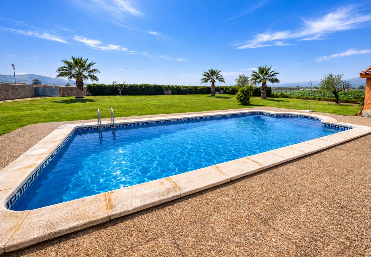 Villa in Alcoceber - Villa con Piscina Privada y 2.000m² de Jardín