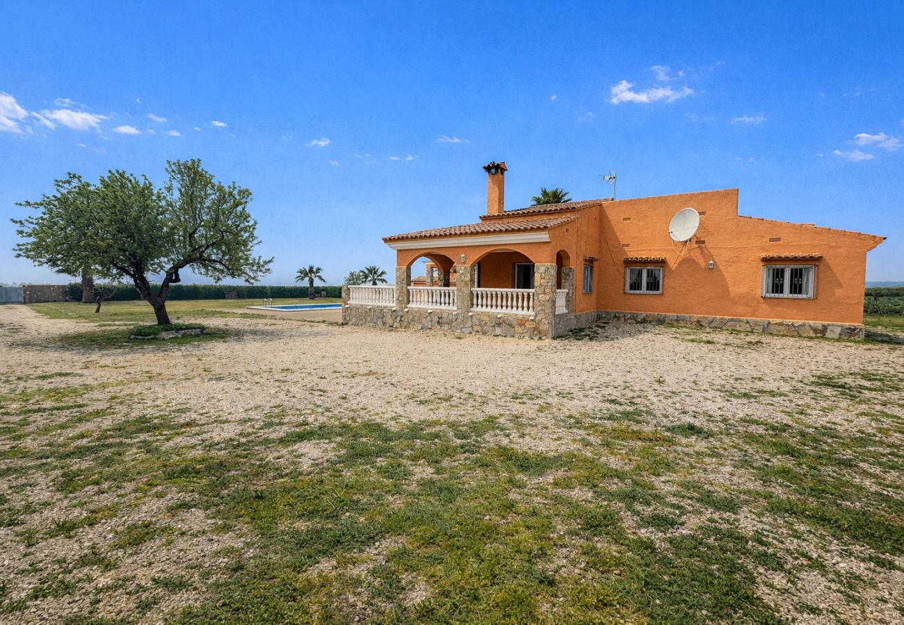 Villa in Alcoceber - Villa con Piscina Privada y 2.000m² de Jardín