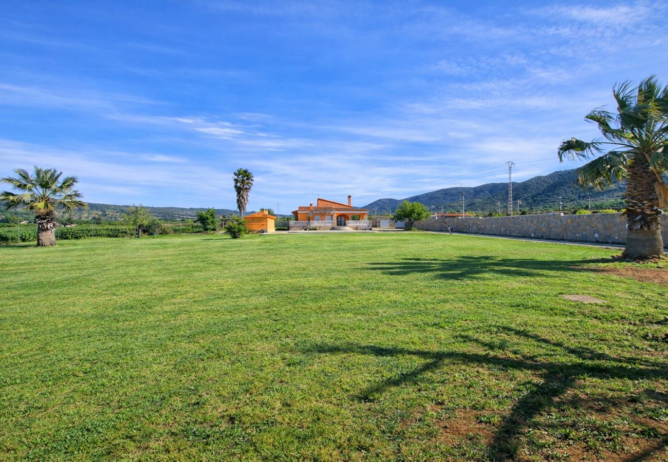 Villa in Alcoceber - Villa con Piscina Privada y 2.000m² de Jardín