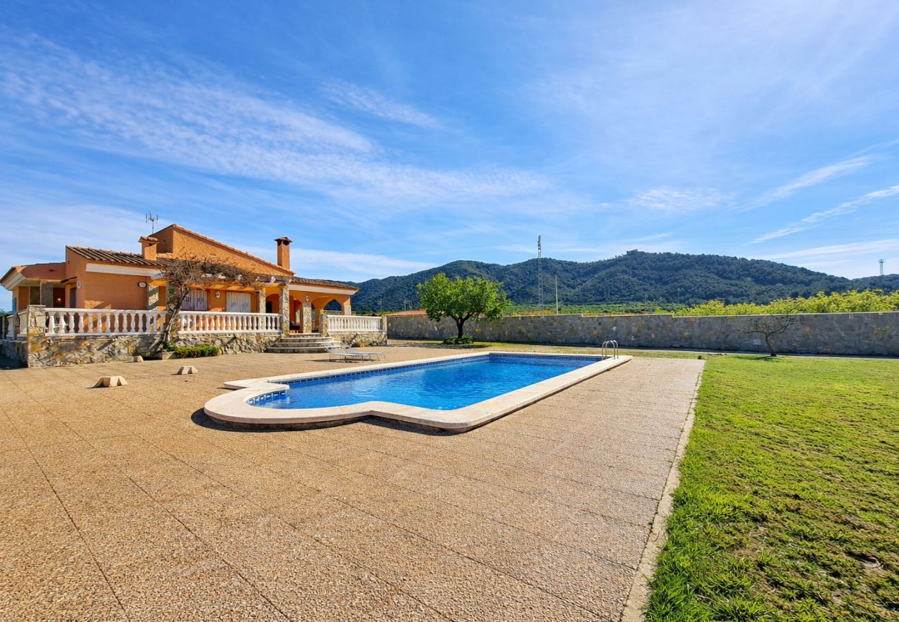 Villa in Alcoceber - Villa con Piscina Privada y 2.000m² de Jardín