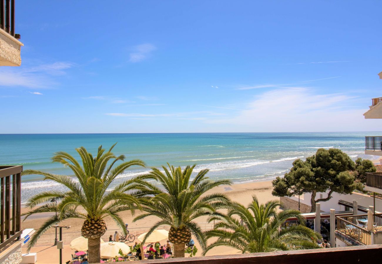 Ferienwohnung in Alcoceber - Apartamento FRONTAL Primera línea PLAYA CARGADOR