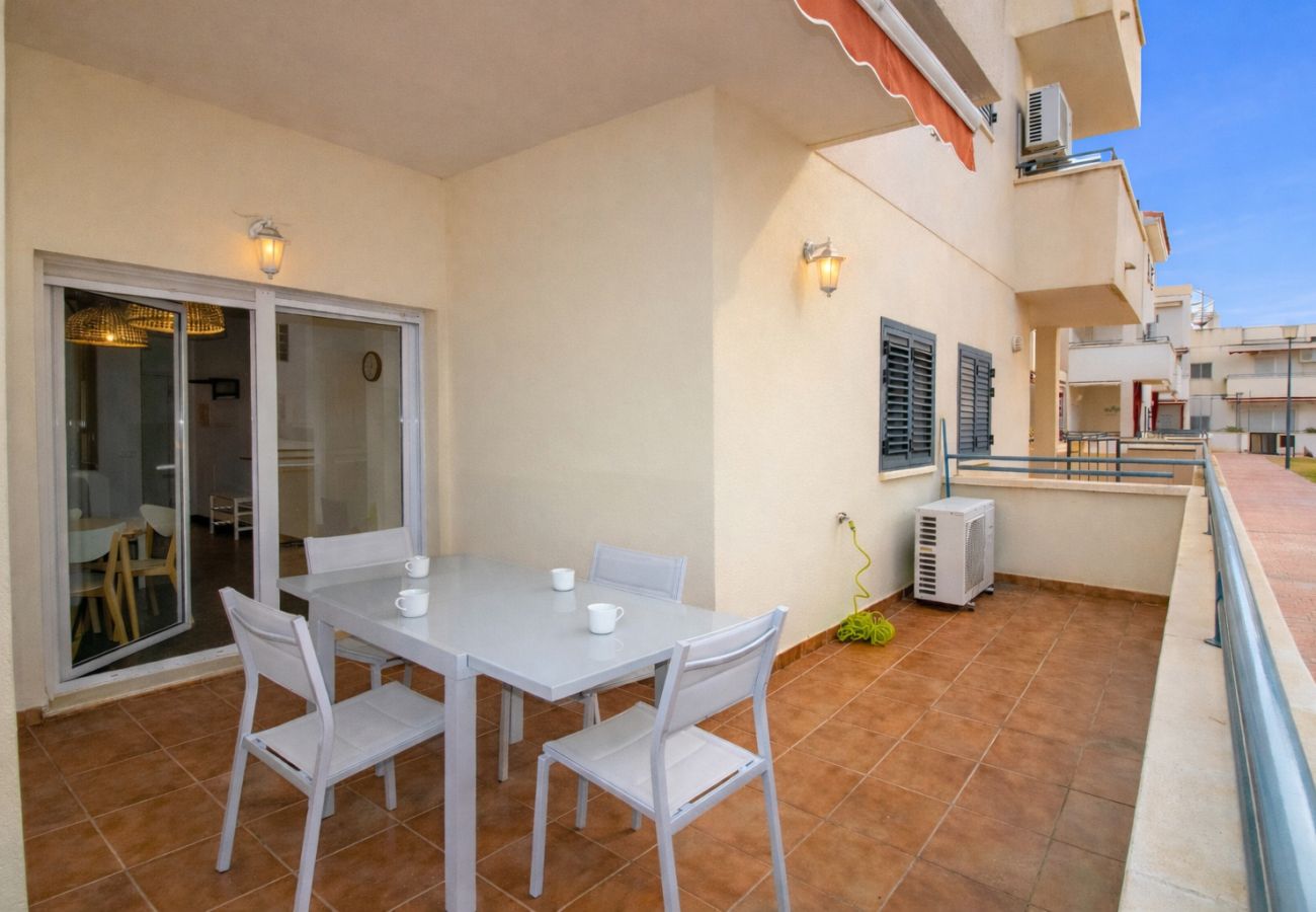 Ferienwohnung in Alcoceber - Bajo con terraza ARENAS Urbanización familiar