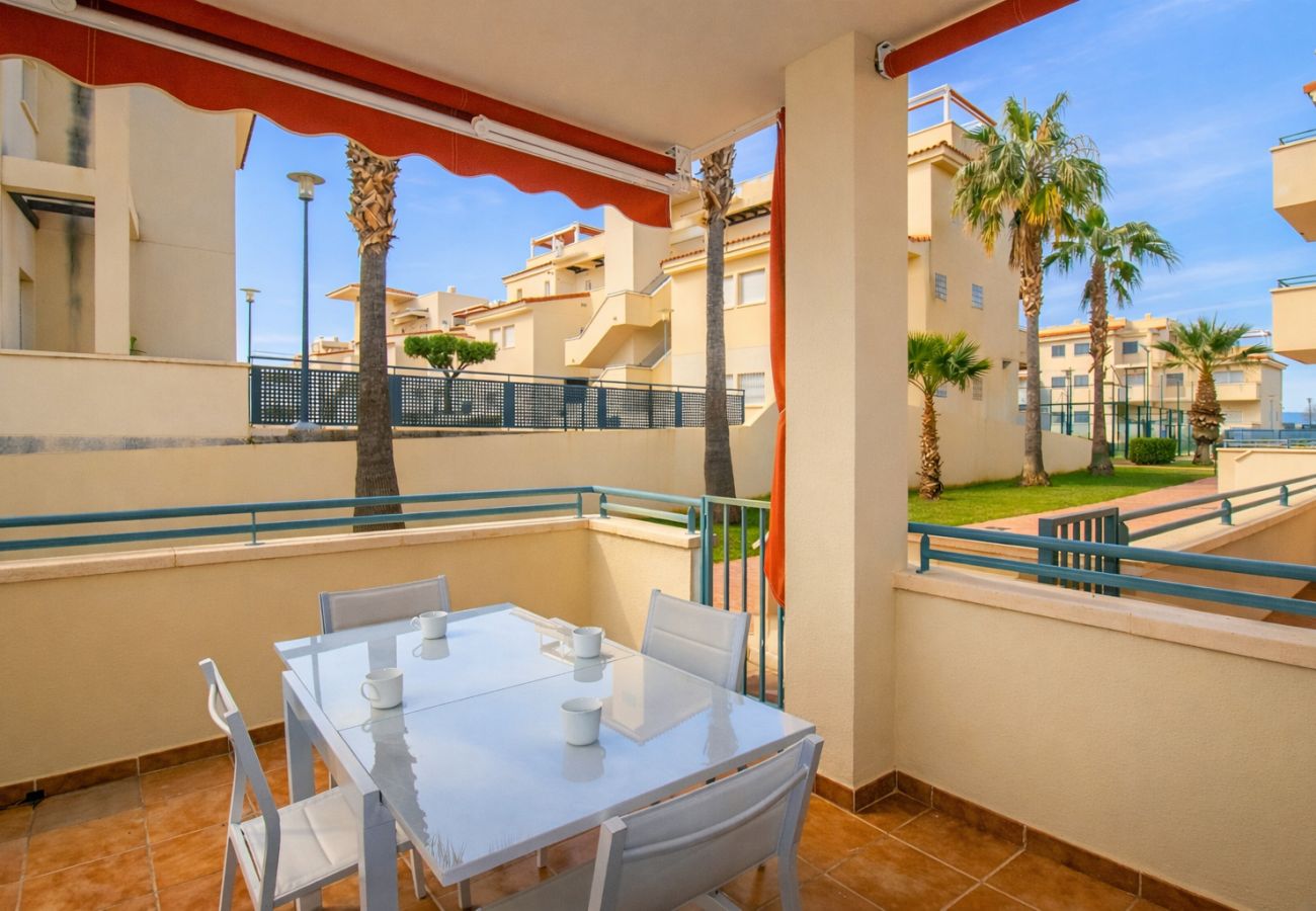 Ferienwohnung in Alcoceber - Bajo con terraza ARENAS Urbanización familiar