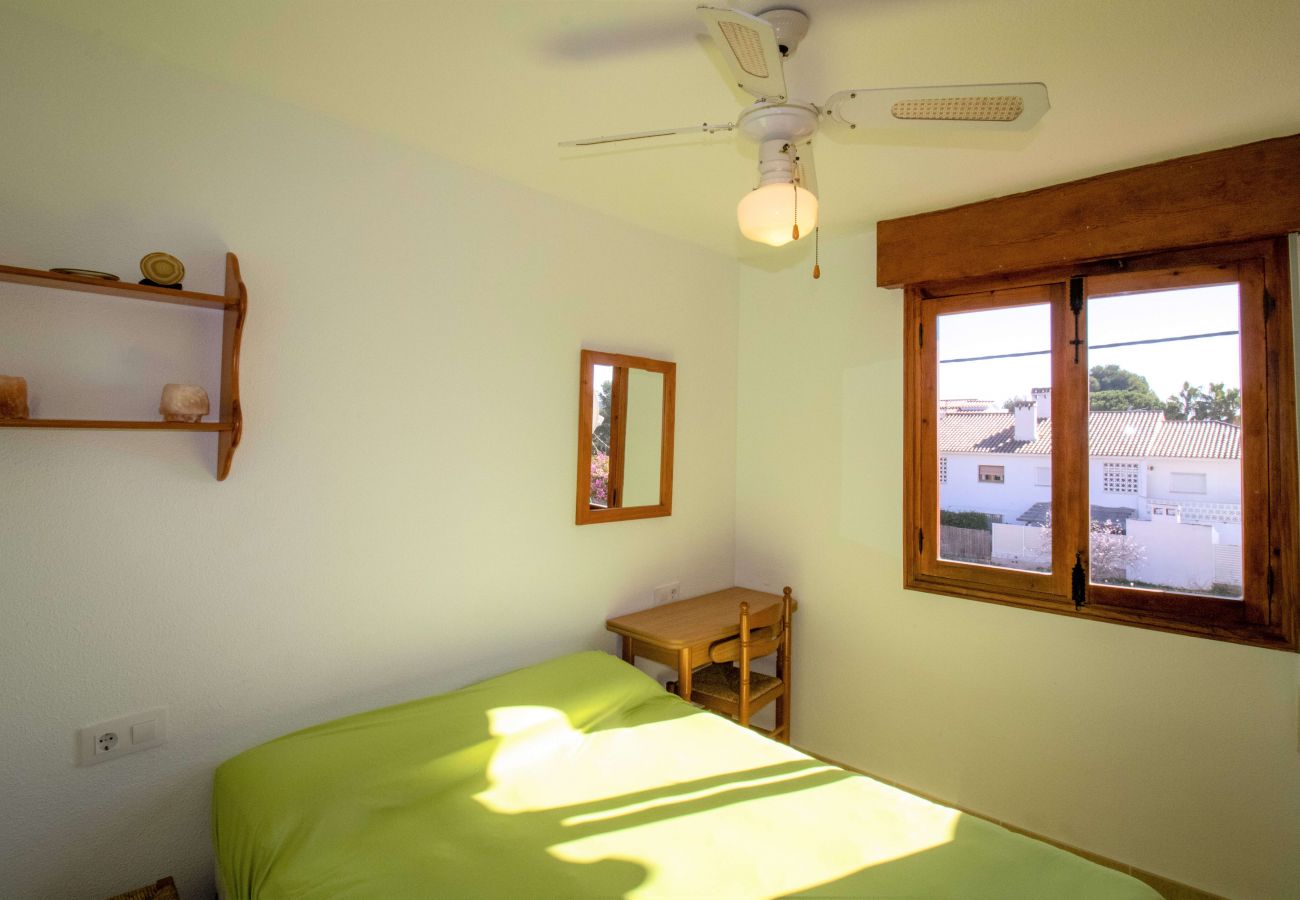 Ferienwohnung in Alcoceber - Playa las Fuentes - Apartamento con WIFI y parking