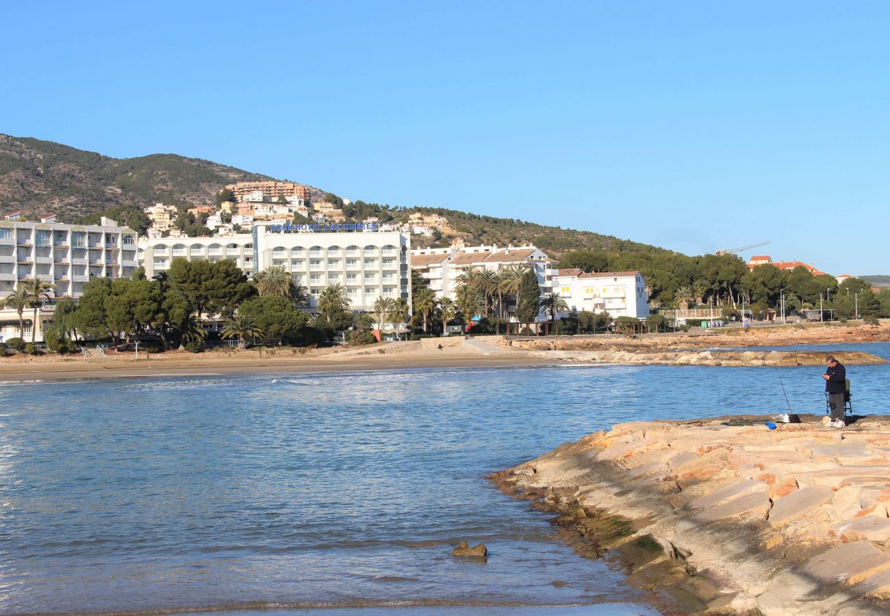 Ferienwohnung in Alcoceber - Playa las Fuentes - Apartamento con WIFI y parking
