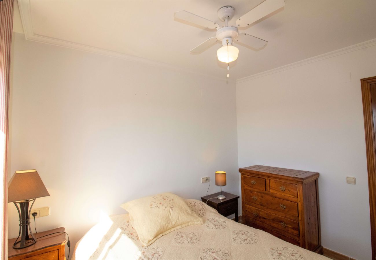 Ferienwohnung in Alcoceber - Apartamento Playa Cargador con parking y piscina
