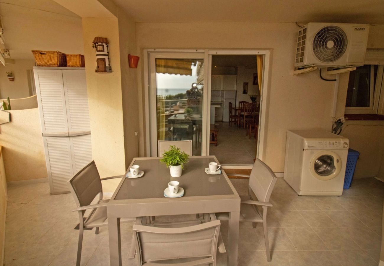 Ferienwohnung in Alcoceber - Primera línea Playa Cargador - CALA MONTERO