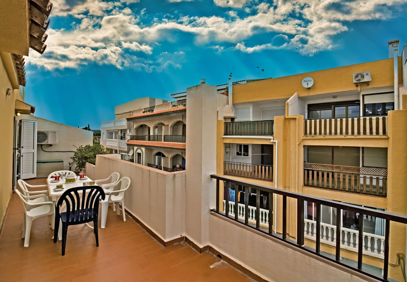 Ferienwohnung in Alcoceber - Playa Cargador - Atico con terraza y piscina
