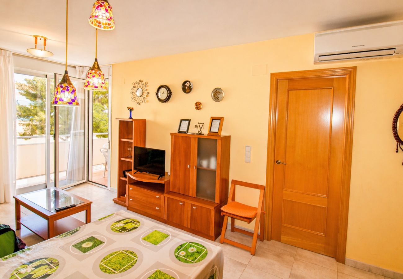 Ferienwohnung in Alcoceber - Playa Cargador - Apartamento con A/A y terraza