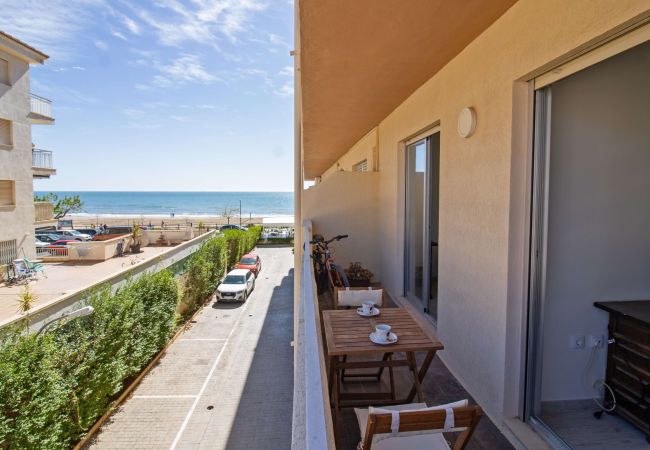 Ferienwohnung in Alcoceber - El Arenal - Primera línea Playa Cargador