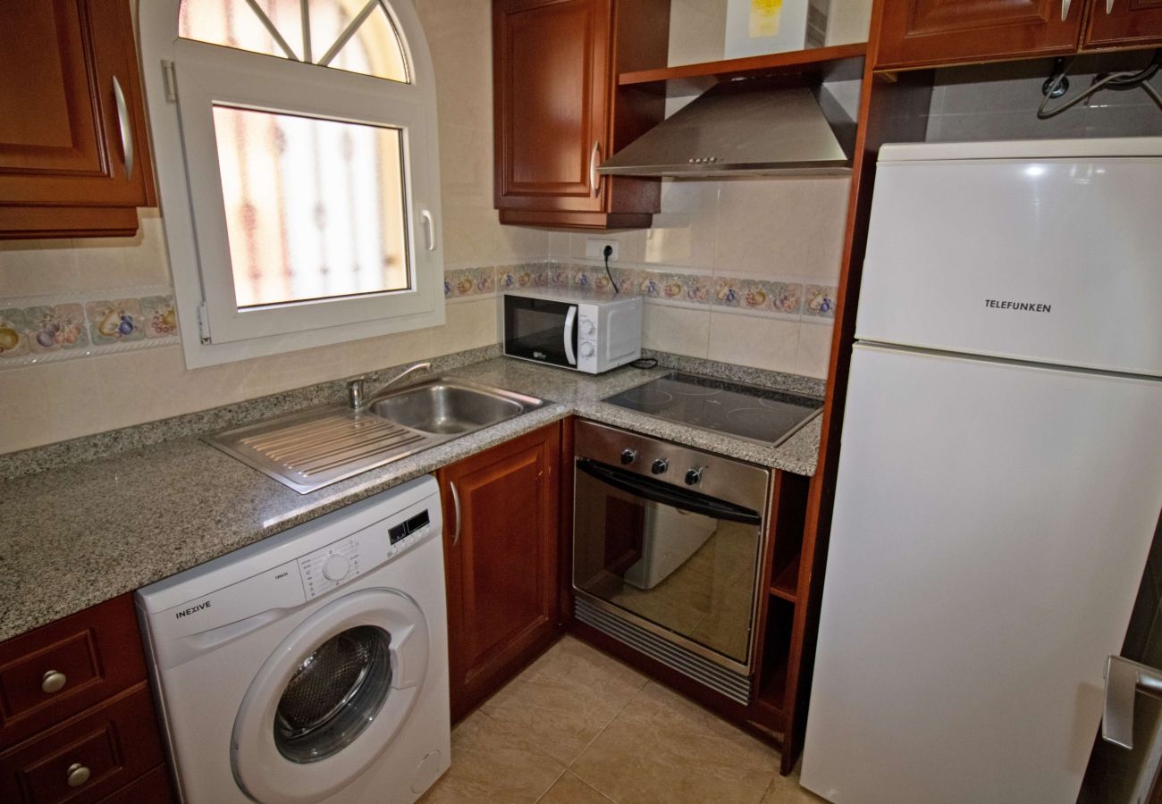 Ferienwohnung in Alcoceber - Planta baja frente a la piscina - Madeira
