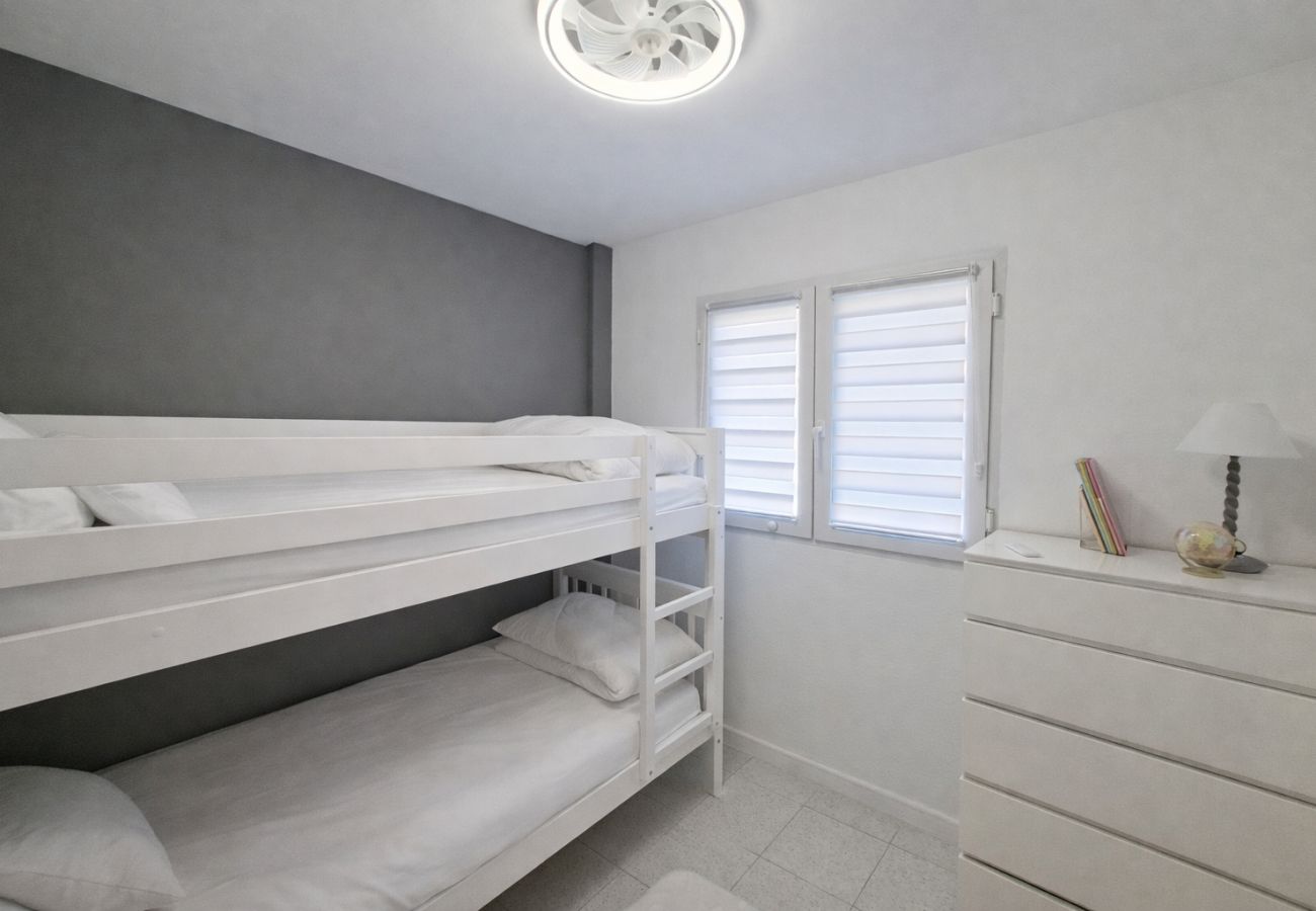 Ferienwohnung in Alcoceber - Fuentesol - Apartamento con piscina
