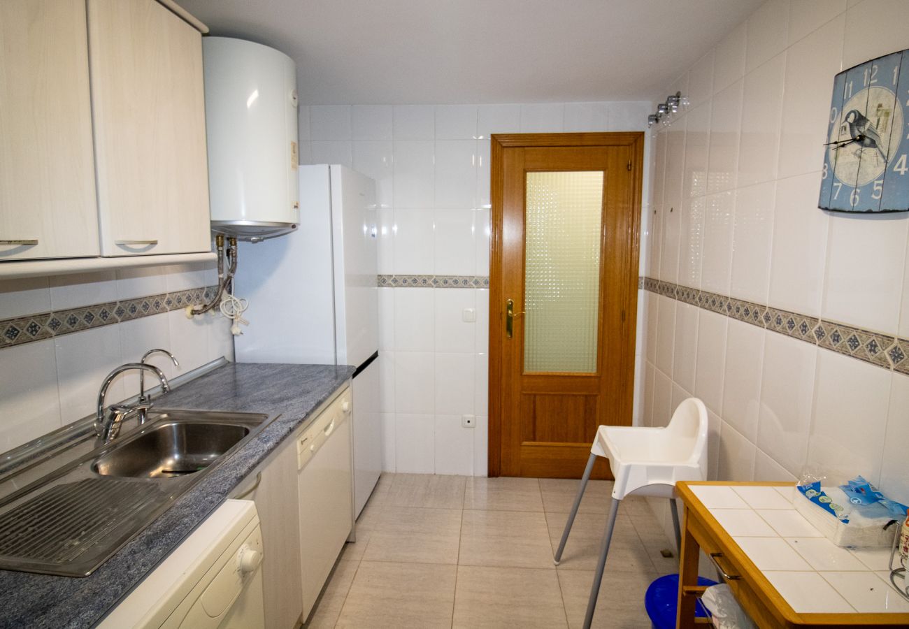 Ferienwohnung in Alcoceber - Bajo frente a la piscina - Playa Cargador