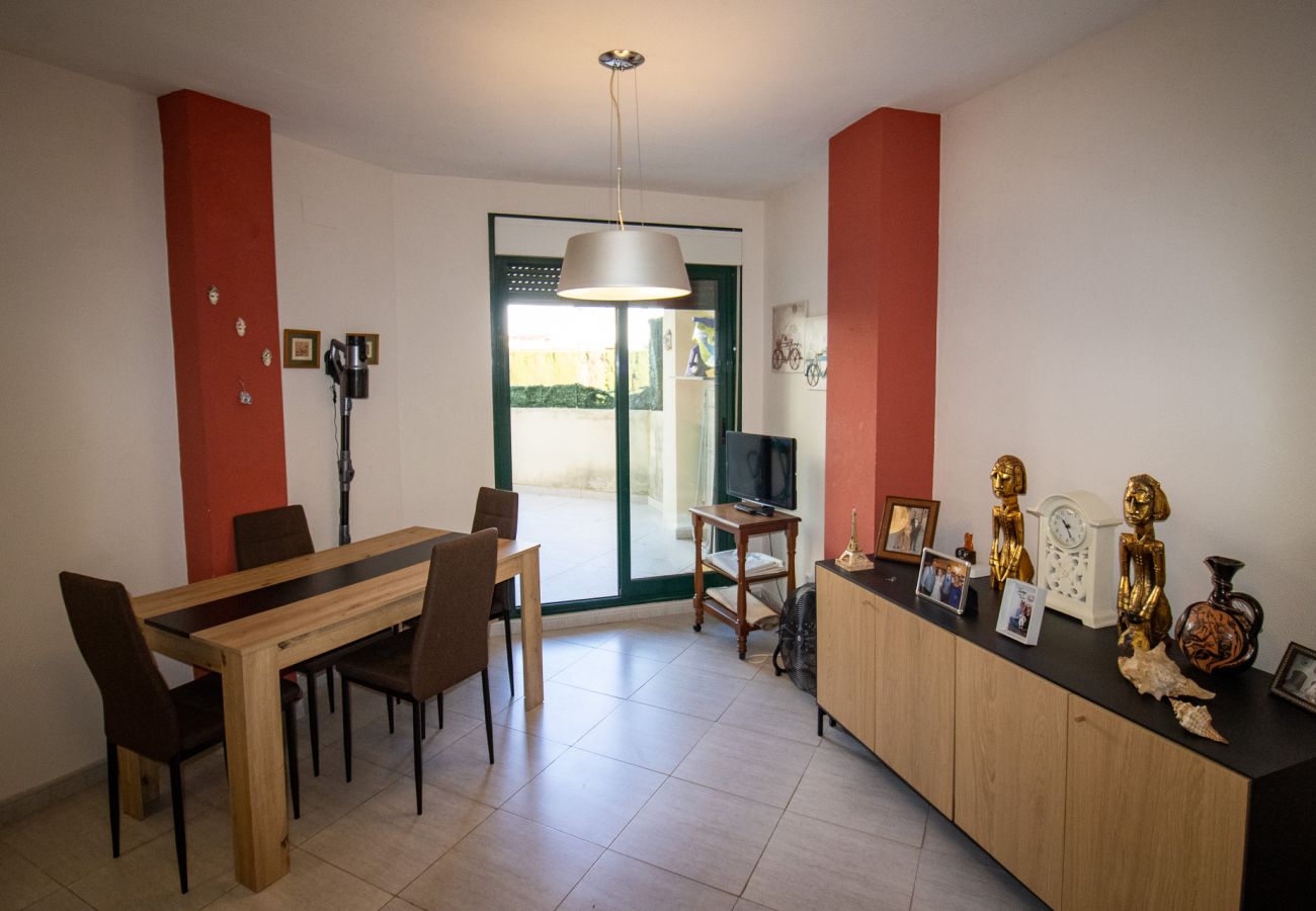 Ferienwohnung in Alcoceber - Bajo frente a la piscina - Playa Cargador