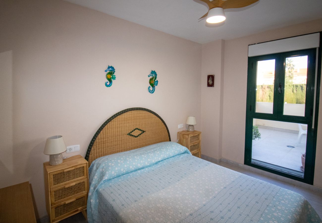 Ferienwohnung in Alcoceber - Bajo frente a la piscina - Playa Cargador