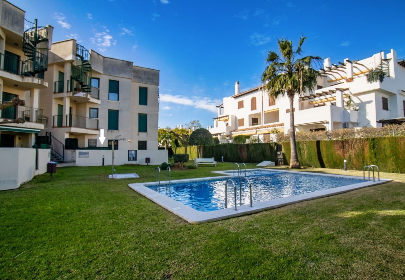 Ferienwohnung in Alcoceber - Bajo frente a la piscina - Playa Cargador