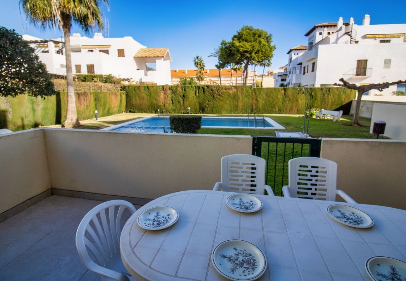 Ferienwohnung in Alcoceber - Bajo frente a la piscina - Playa Cargador