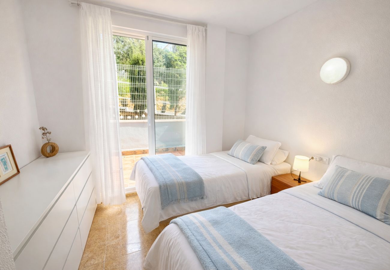 Ferienwohnung in Alcoceber - Bajo con terraza + piscina en Alcossebre | 4 pax