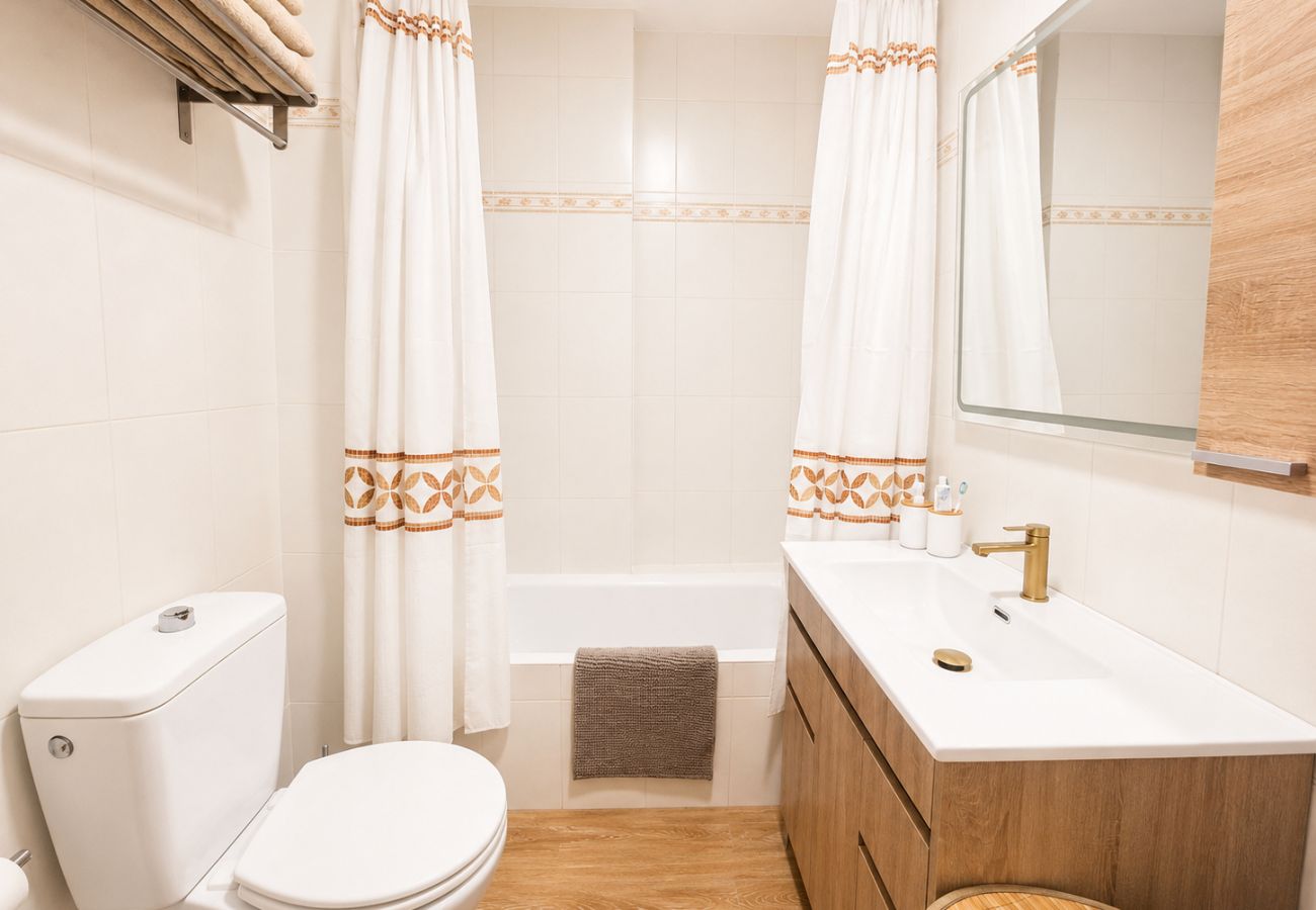 Ferienwohnung in Alcoceber - Hibiscus - Apartamento superior con vistas al mar