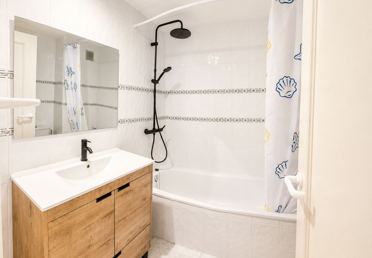 Ferienwohnung in Alcoceber - Cala Montero - Apartamento en primera línea