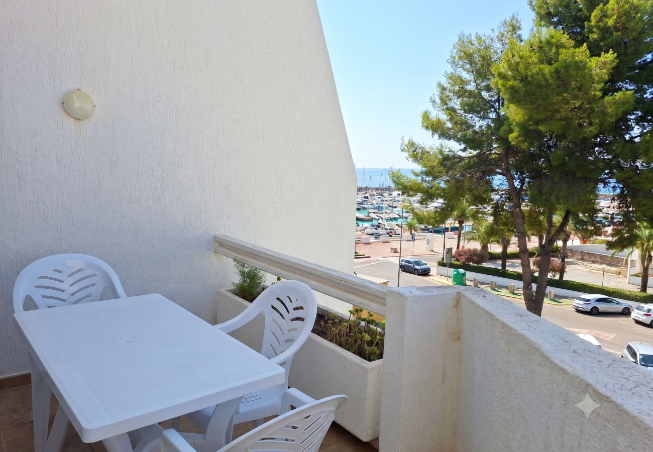 Ferienwohnung in Alcoceber - Eurhostal · Apartamento para 4 en 1ª línea playa