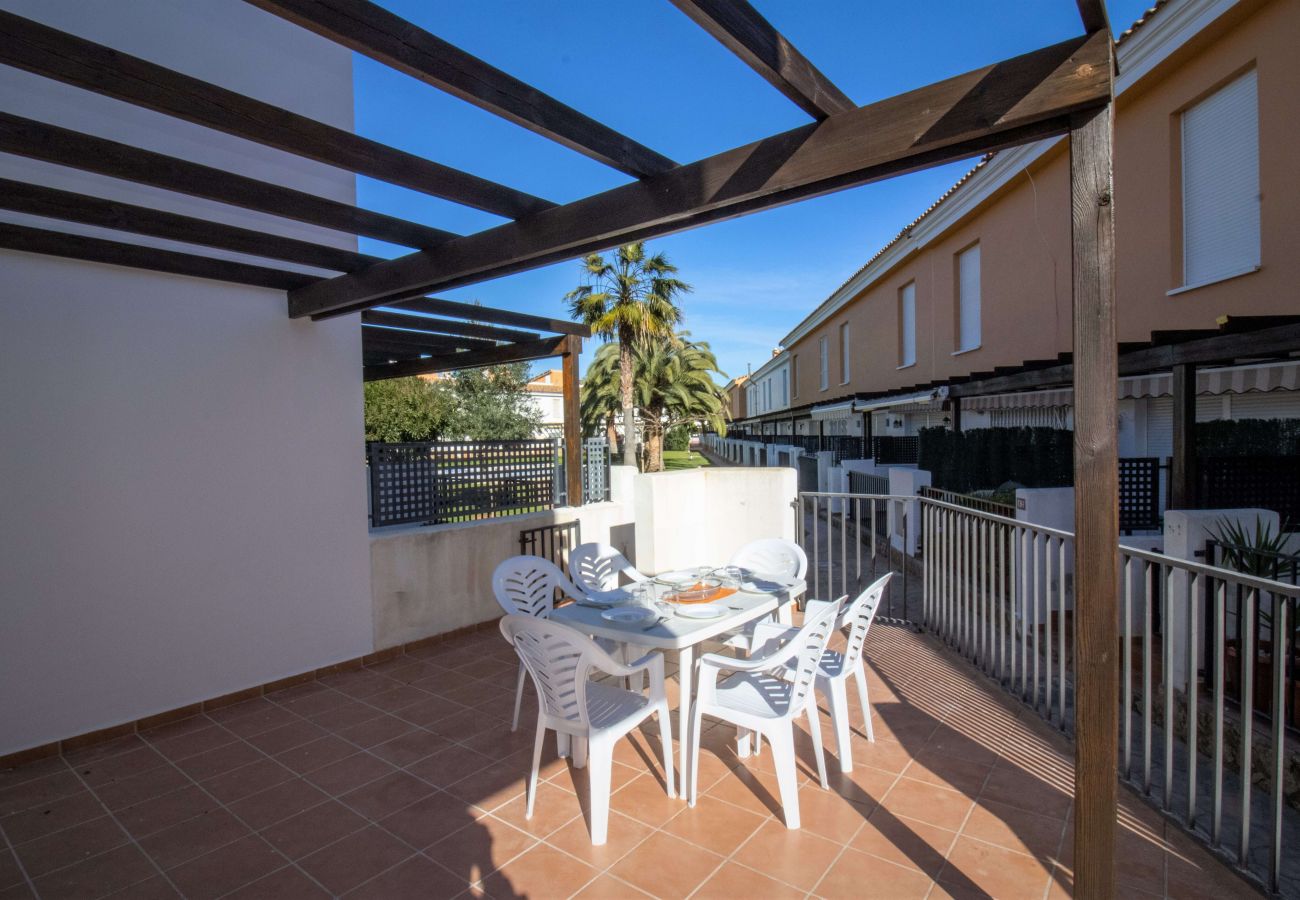 Townhouse in Alcocebre / Alcossebre - Adosado familiar Palm Beach 132 Alcossebre