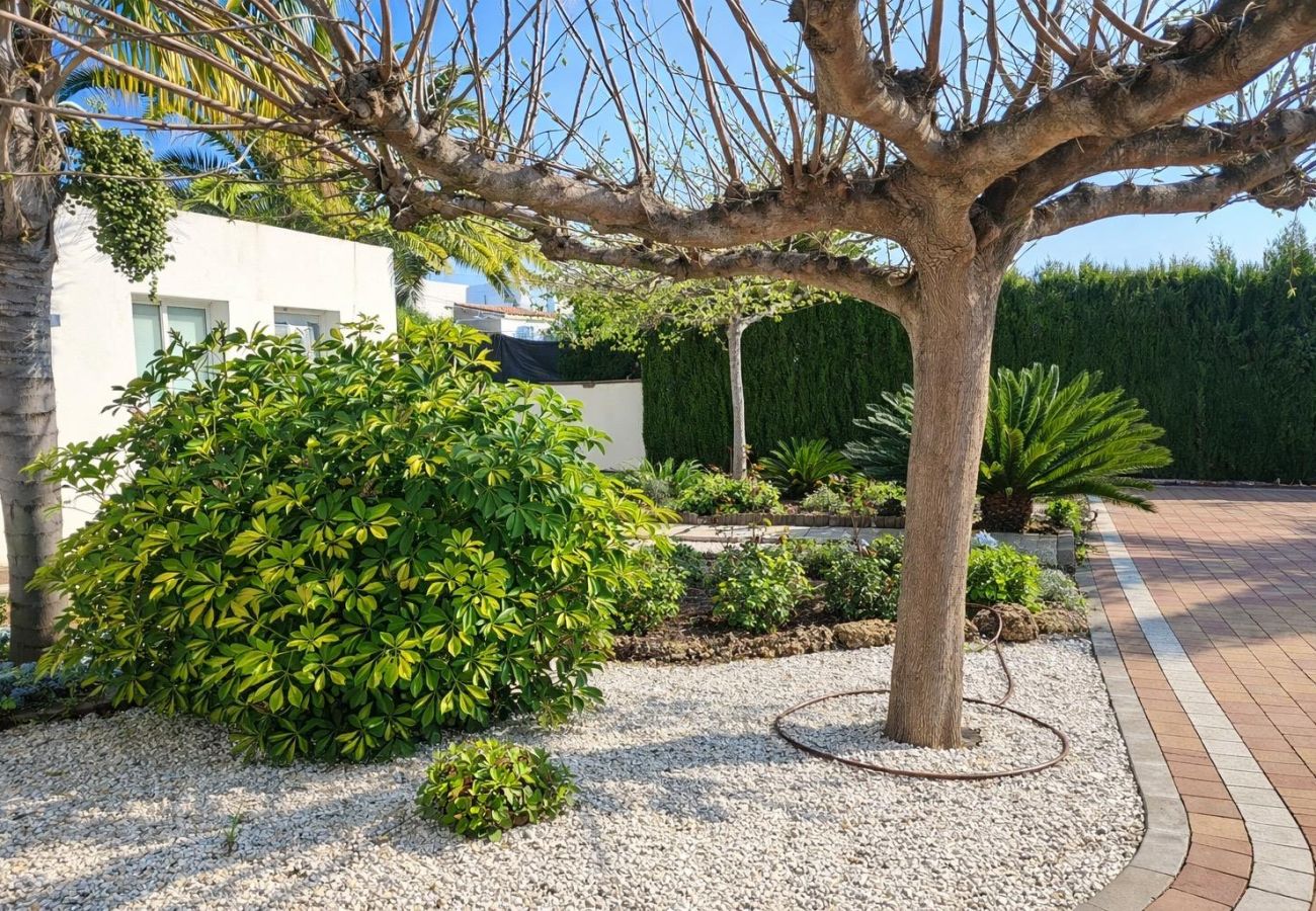 Villa in Alcocebre / Alcossebre - Exclusiva villa con piscina privada - Cargador