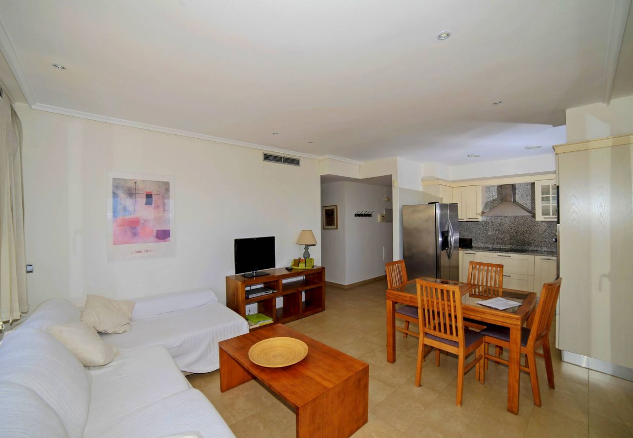 Apartment in Alcocebre / Alcossebre - ALCOSSEBRE BEACH RESORT 1-8