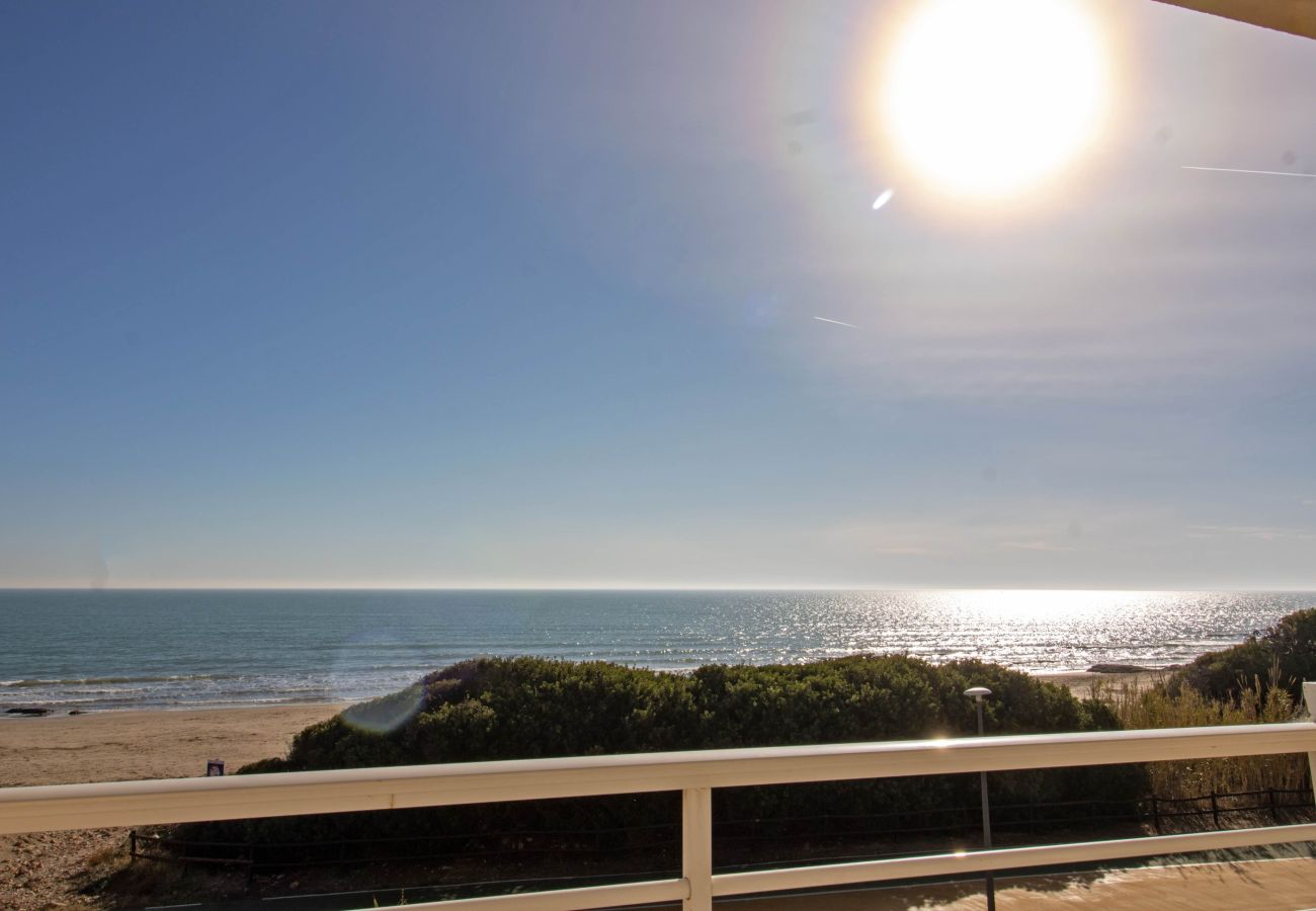 Apartment in Alcocebre / Alcossebre - Apartamento frontal al mar CALA MONTERO ALCOSSEBRE