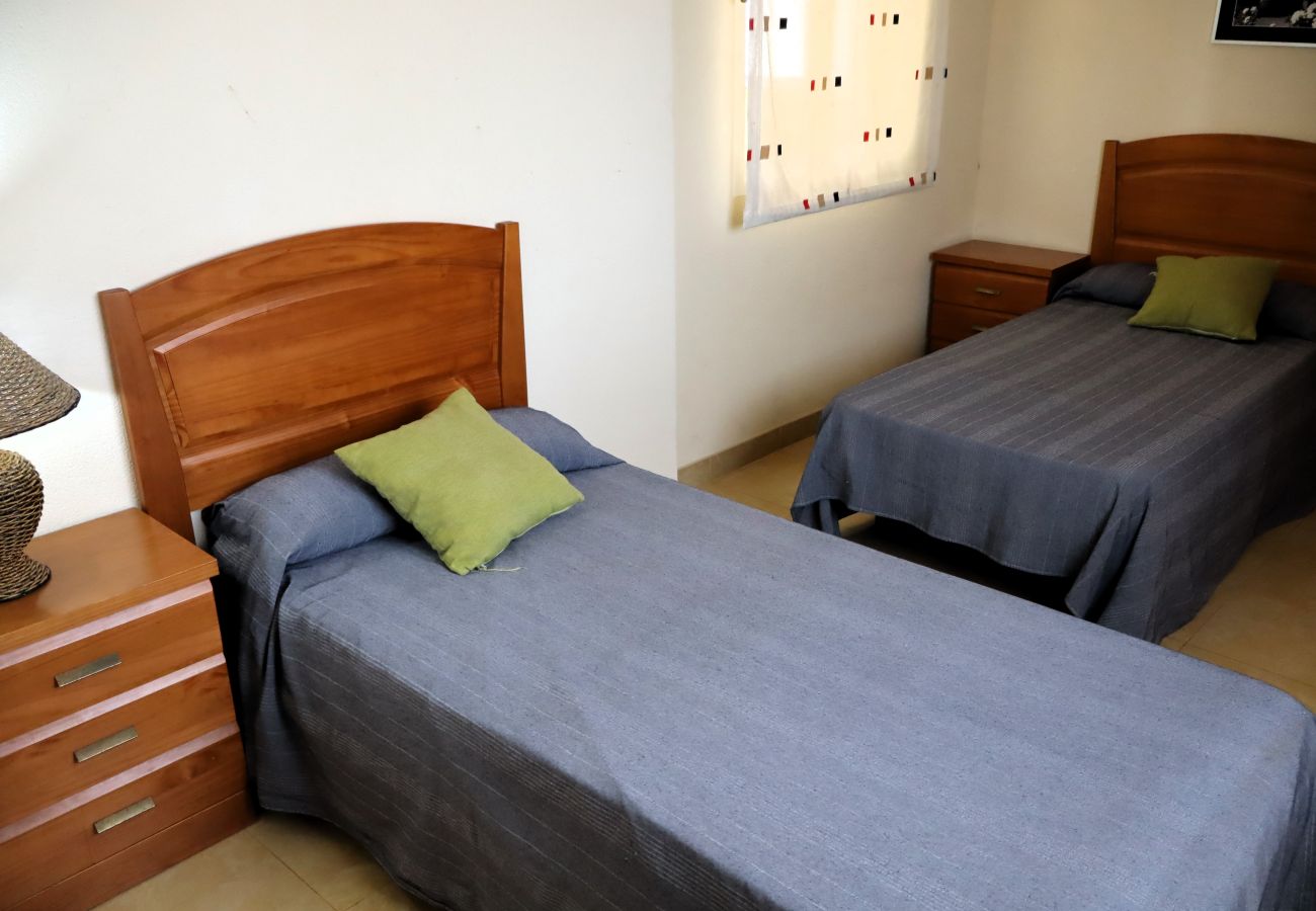 Apartment in Peñiscola - P. Maritimo 3º Pta 15 * LEK