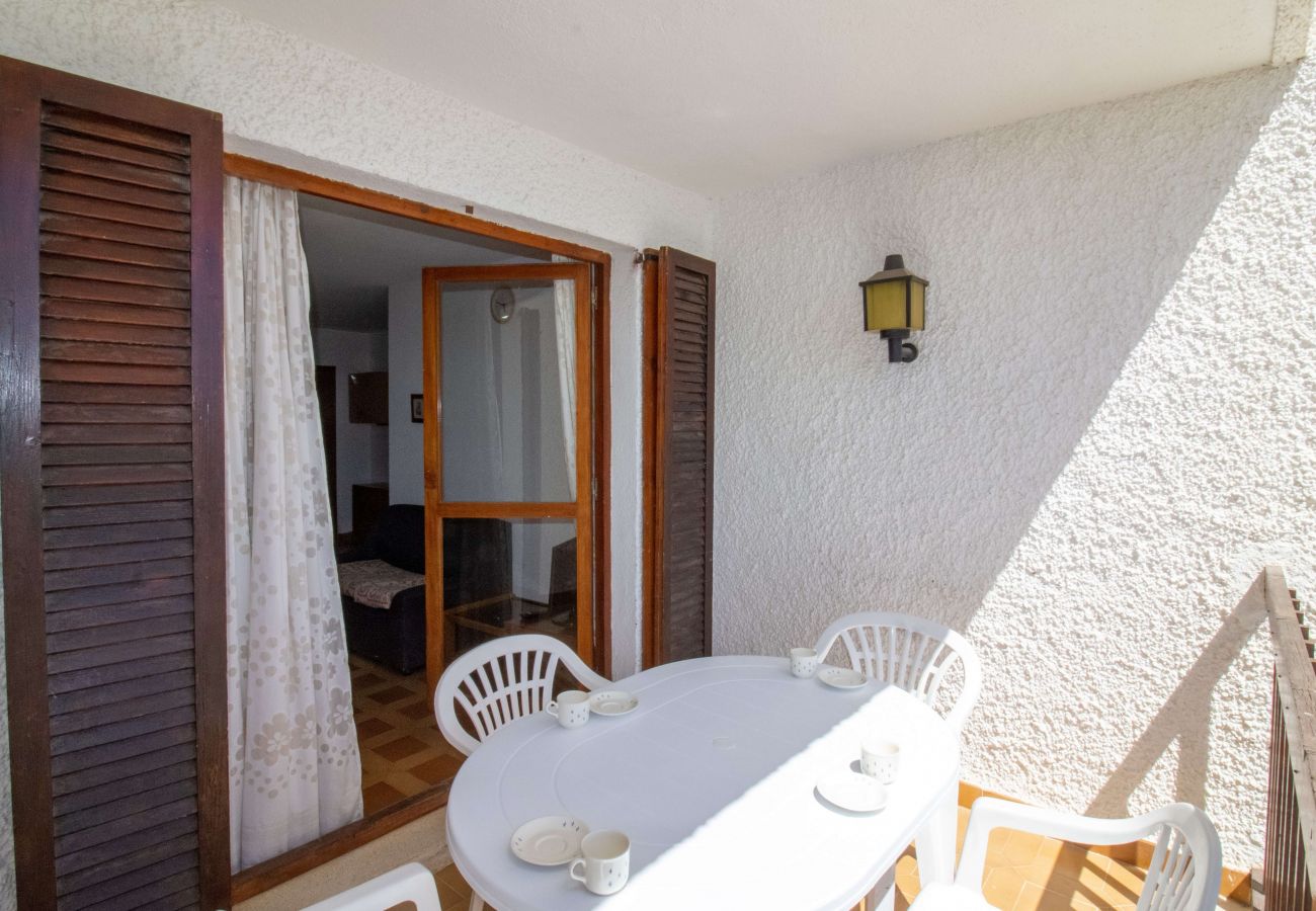 Apartment in Alcocebre / Alcossebre - Apartamento FRONTAL Primera línea PLAYA CARGADOR