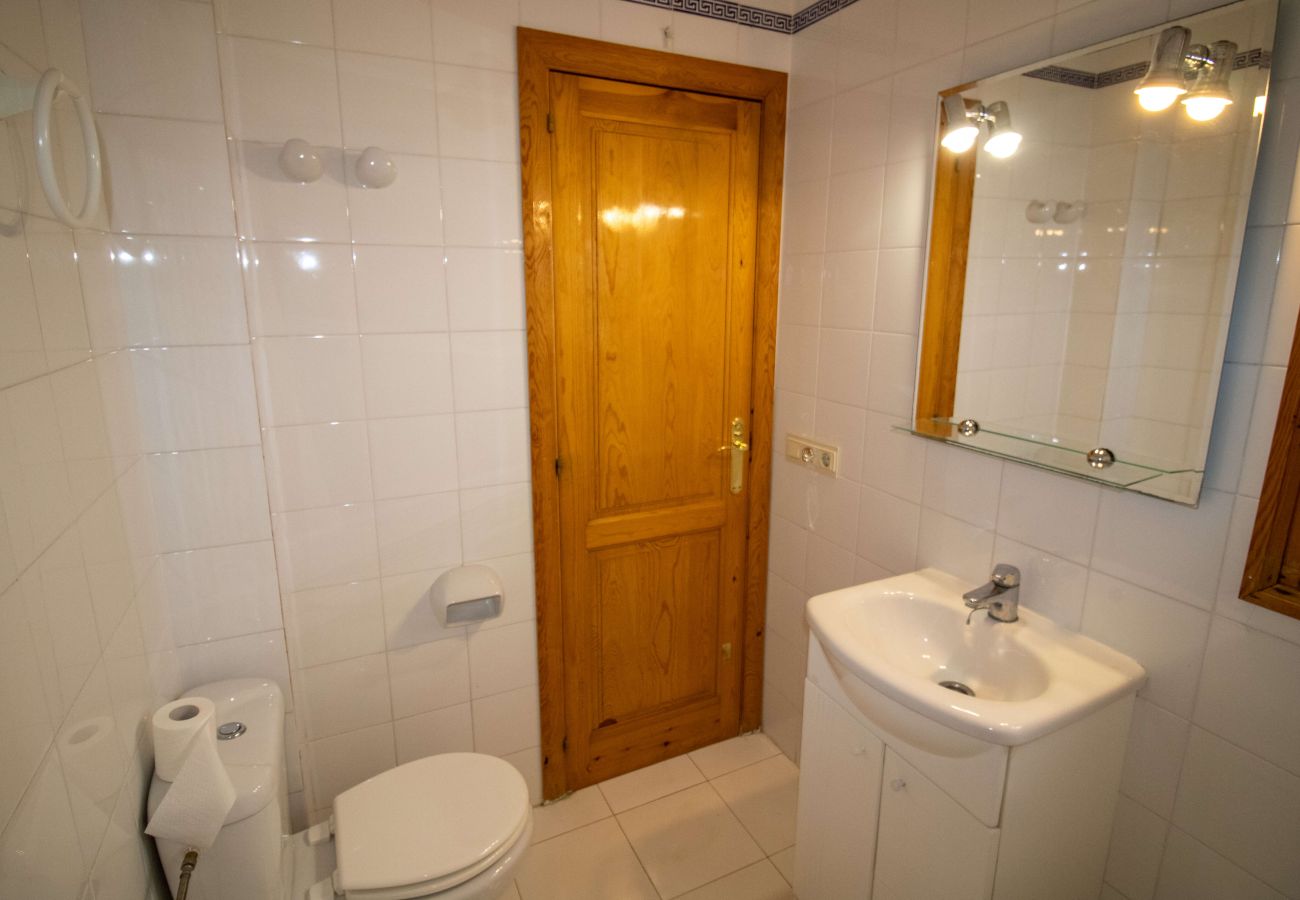 Townhouse in Alcocebre / Alcossebre - CASA ADOSADA con jardín Las Haciendas