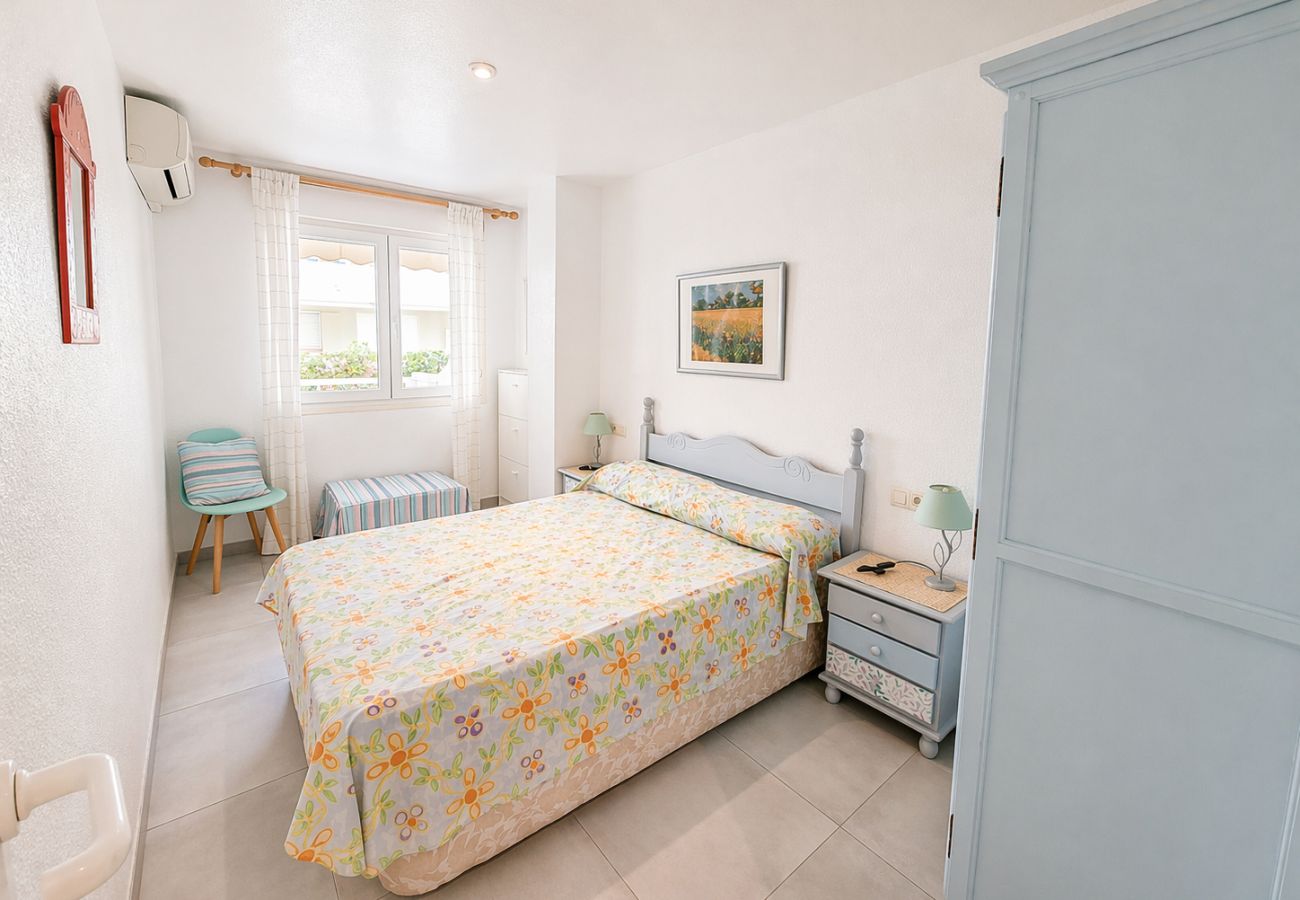 Apartment in Alcocebre / Alcossebre - CALA MONTERO Primera línea Playa Cargador