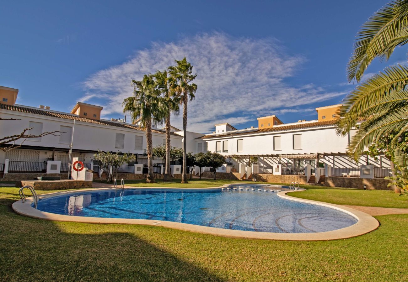 Townhouse in Alcocebre / Alcossebre - Adosado SUPERIOR Palm Beach Alcossebre