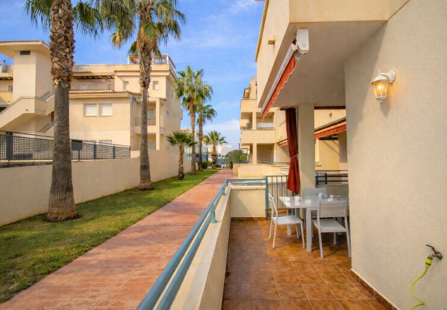 Apartment in Alcoceber / Alcossebre - Bajo con terraza ARENAS Urbanización familiar