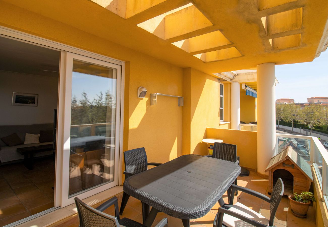 Apartment in Alcocebre / Alcossebre - Apartamento Playa Cargador con parking y piscina