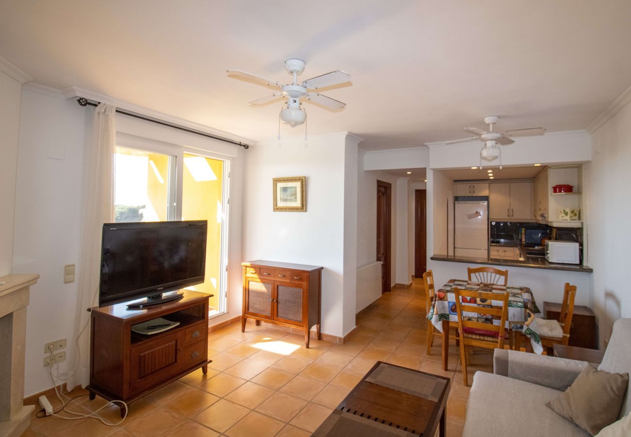 Apartment in Alcocebre / Alcossebre - Apartamento Playa Cargador con parking y piscina