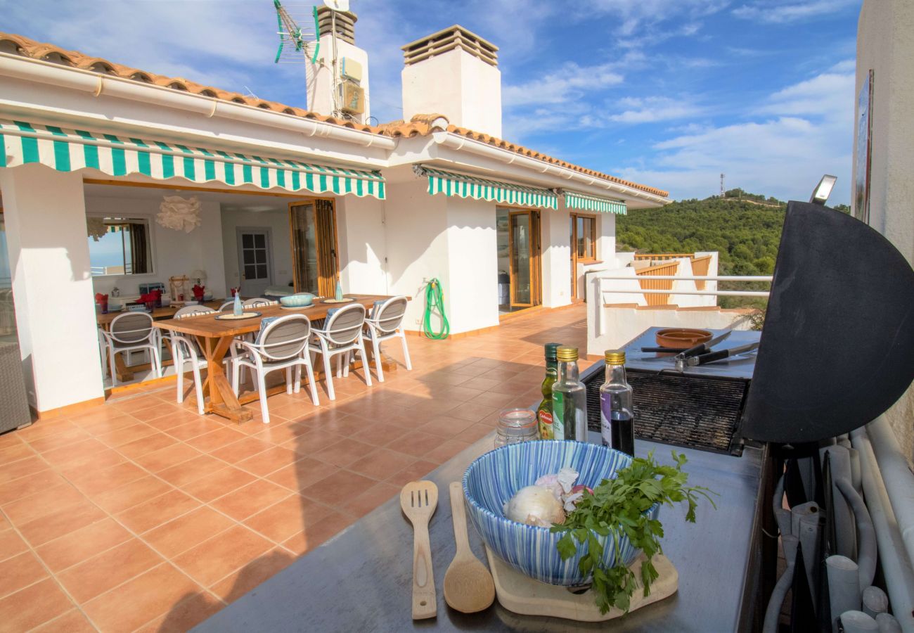 Apartment in Alcocebre / Alcossebre - LUXURY Ático con terraza, BBQ y vistas increíbles