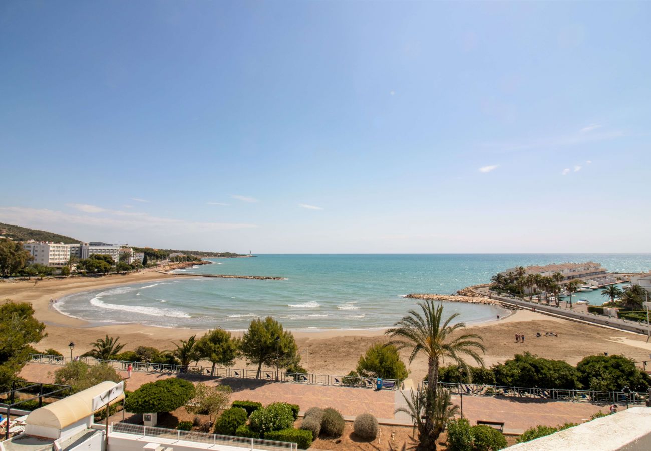 Studio in Alcocebre / Alcossebre - Ático loft en primera línea EURHOSTAL