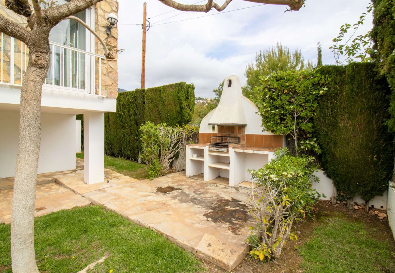 Villa in Alcocebre / Alcossebre - Villa con piscina , jardín y Barbacoa Alcossebre