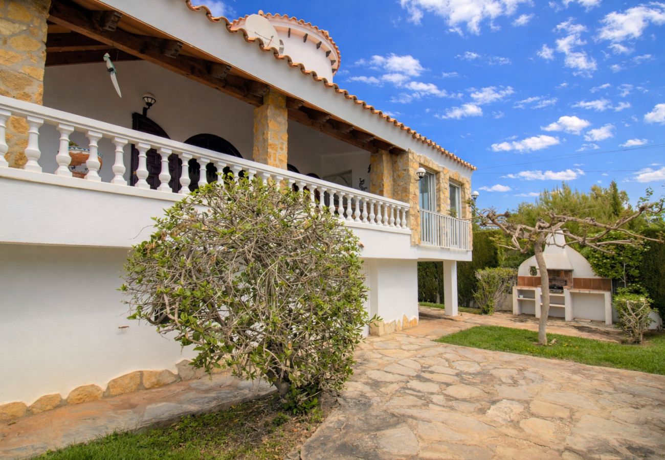 Villa in Alcocebre / Alcossebre - Villa con piscina , jardín y Barbacoa Alcossebre