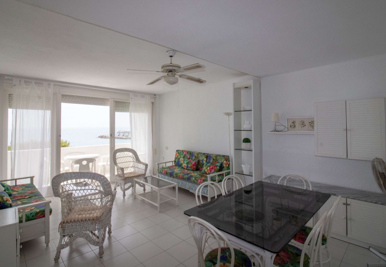 Apartment in Alcocebre / Alcossebre - Apartamento frontal al mar - LAS FUENTES