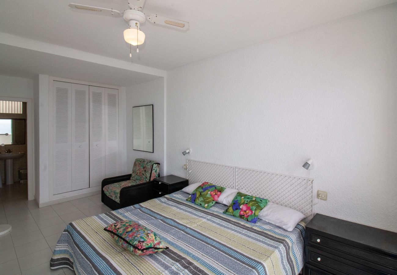 Apartment in Alcocebre / Alcossebre - Apartamento frontal al mar - LAS FUENTES