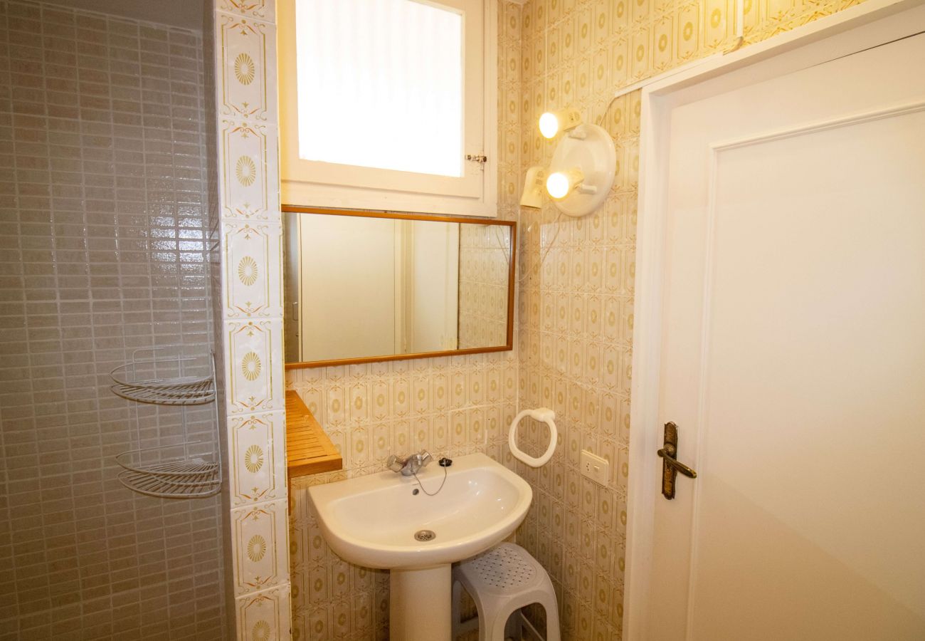 Apartment in Alcocebre / Alcossebre - Apartamento frontal al mar - LAS FUENTES